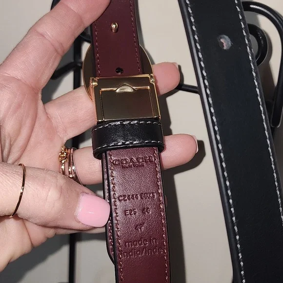 Coach Reversible 1" Belt C Signature Logo Black Brown Gold Leather 42" NEW - Picture 4 of 8